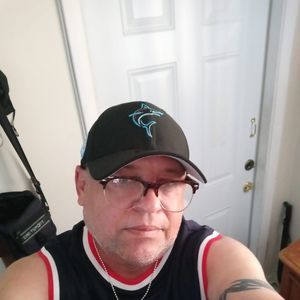 Meet your Posher, Rene